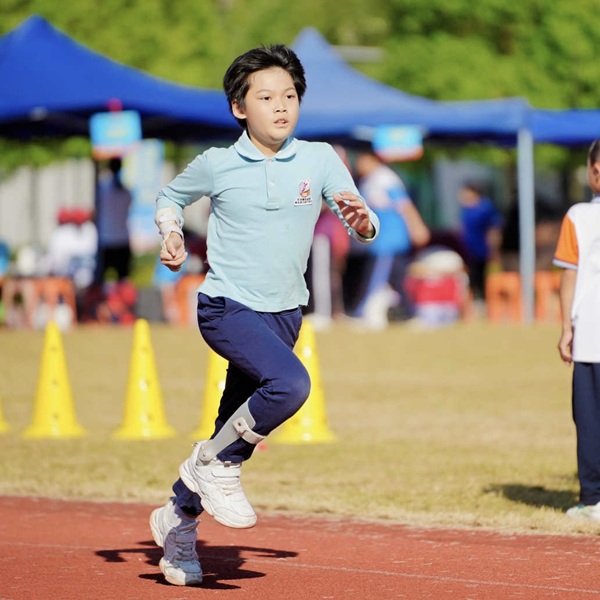 The students from The Jockey Club Elaine Field School wholeheartedly participated in the competitions and gave their all. (photo 1)