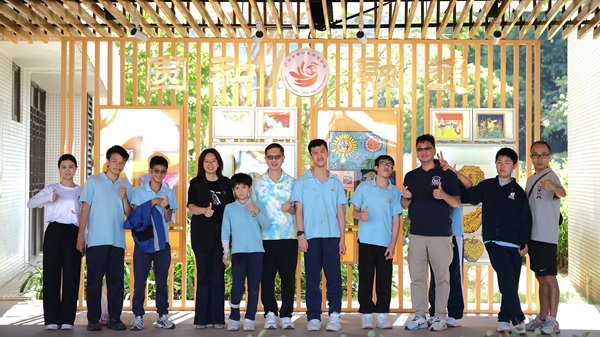 The Parent-Child Integration Sports Day featured a variety of unique competitions, aiming to foster friendships between students from Hong Kong and Guangdong through sports. (photo 3)