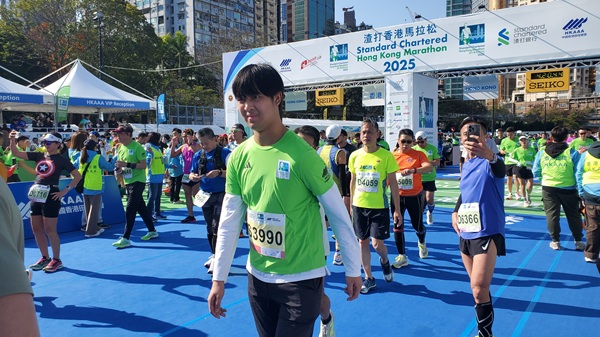 Mr. YU finally completed the race in a time of 2h’20’m’26s.