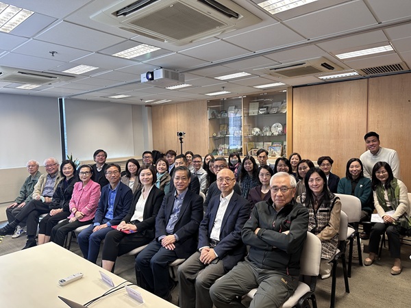 本年度的企業管治研討會雲集了多位董事、服務管理委員會及顧問委員會委員,以及管理層同事共同參與。 本年度的企業管治研討會雲集了多位董事、服務管理委員會及顧問委員會委員,以及管理層同事共同參與。