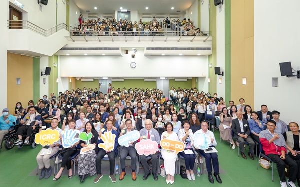 300位業內人士出席研討會。 300位業內人士出席研討會。