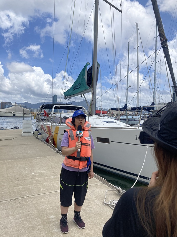 良景宿舍舍友接受TVB節目訪問。 良景宿舍舍友接受TVB節目訪問。